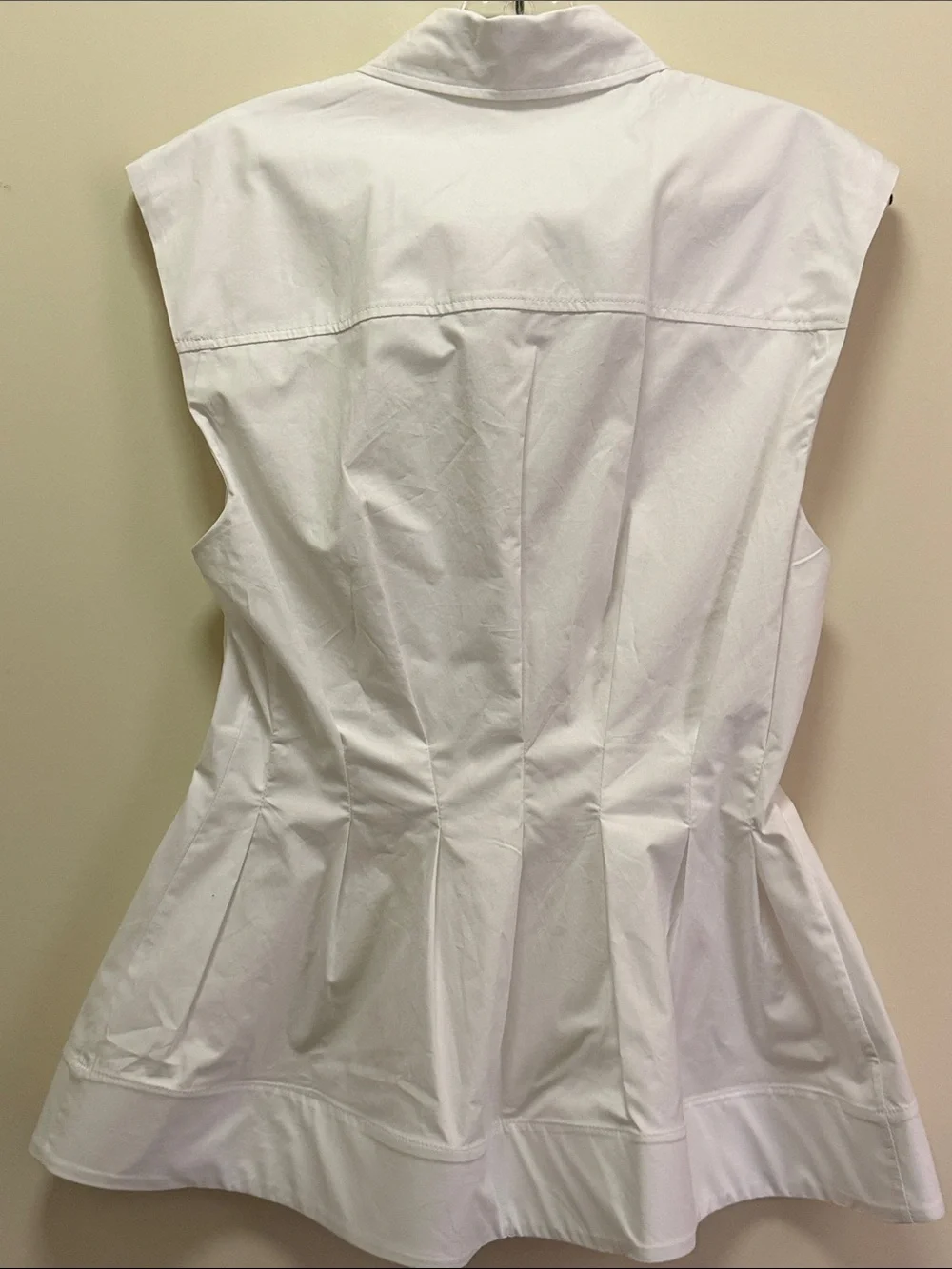 NWT Zara White Sleeveless Peplum Button-Front Top size M - Picture 3 of 5